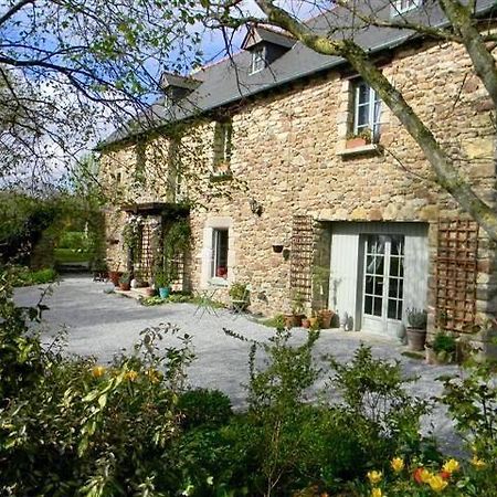 PlouasneLe Domaine De L'Arche住宿加早餐旅馆 外观 照片